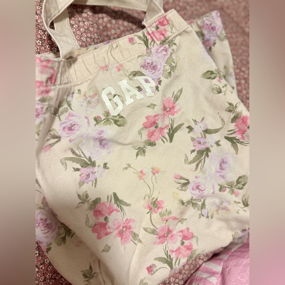 Gap × LoveShackFancy Floral print Tote bag cream pink purple OS